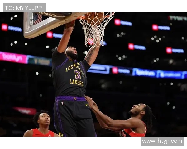 湖人对猛龙常规赛精彩录像回放分析与赛后点评